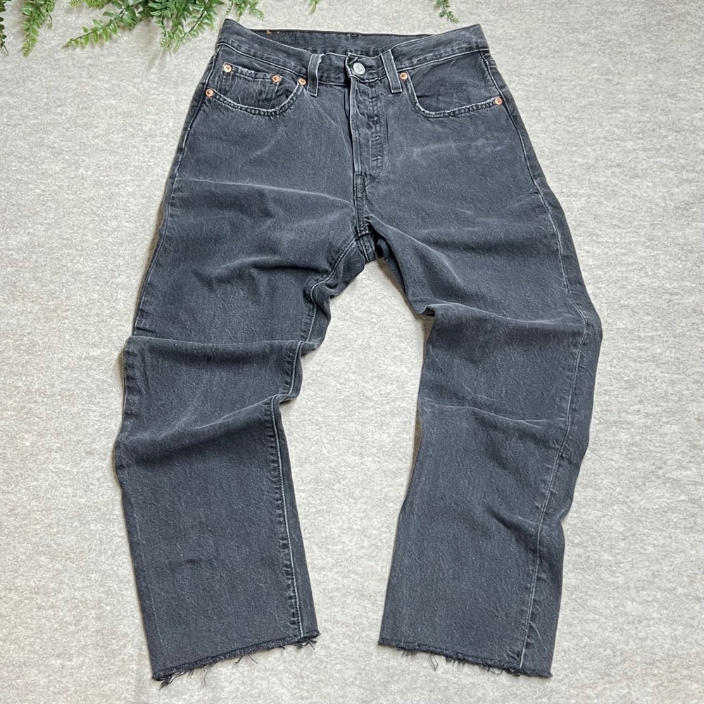 Levis 501 Original Fit Straight Leg Jeans Faded Black Raw Hem W26 EUC Classic